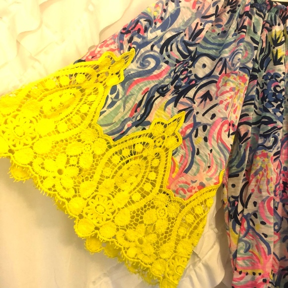 Lilly Pulitzer Off Shoulder Shirt - Picture 2 of 4